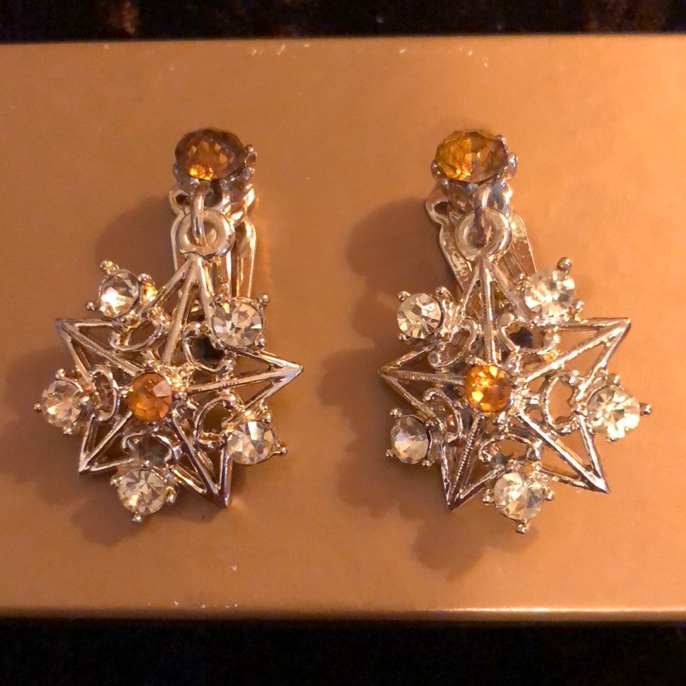 $SALE$ VTG Earrings